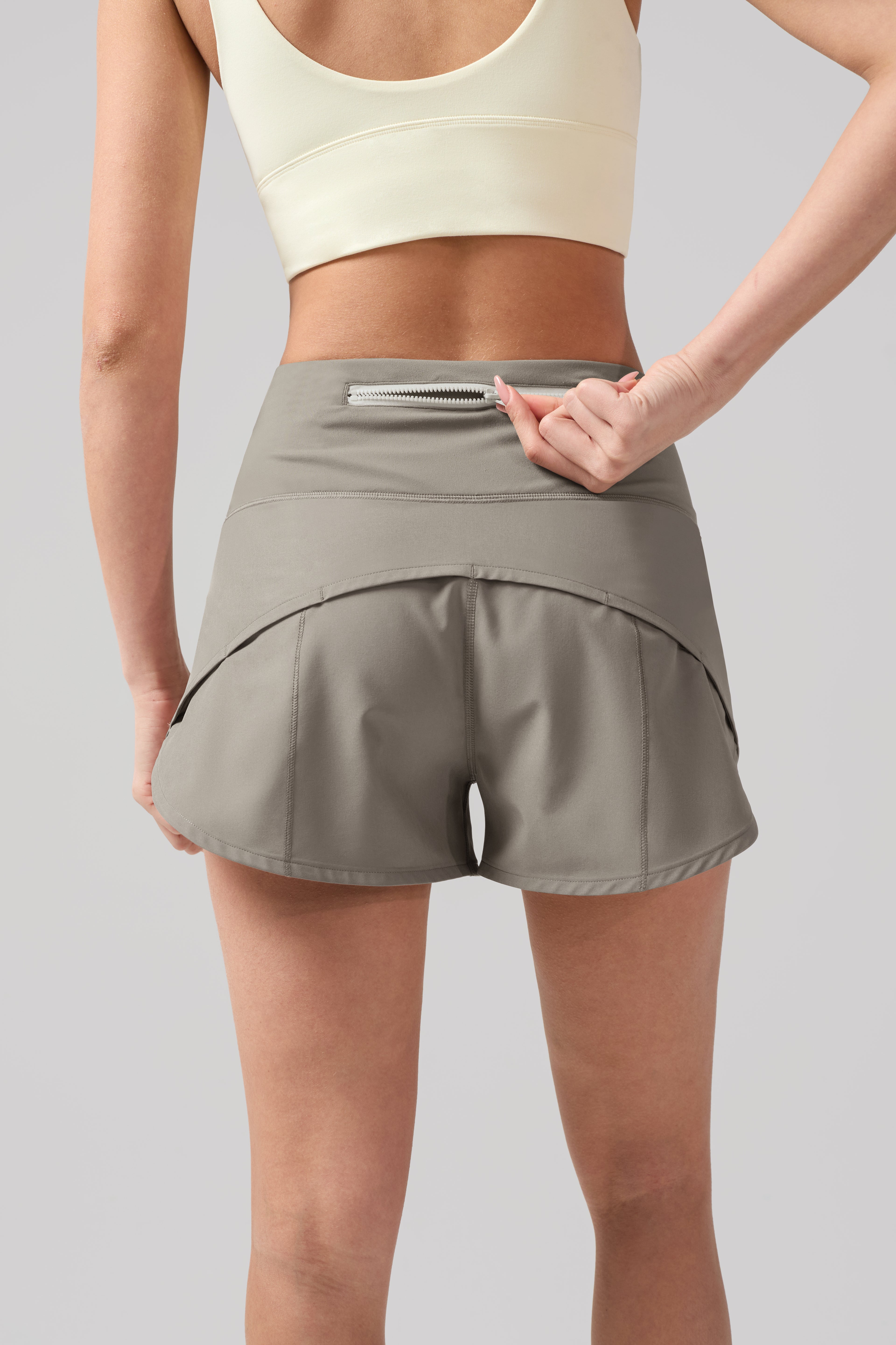 Effortless Lightweight Running Shorts with Zip Pocket