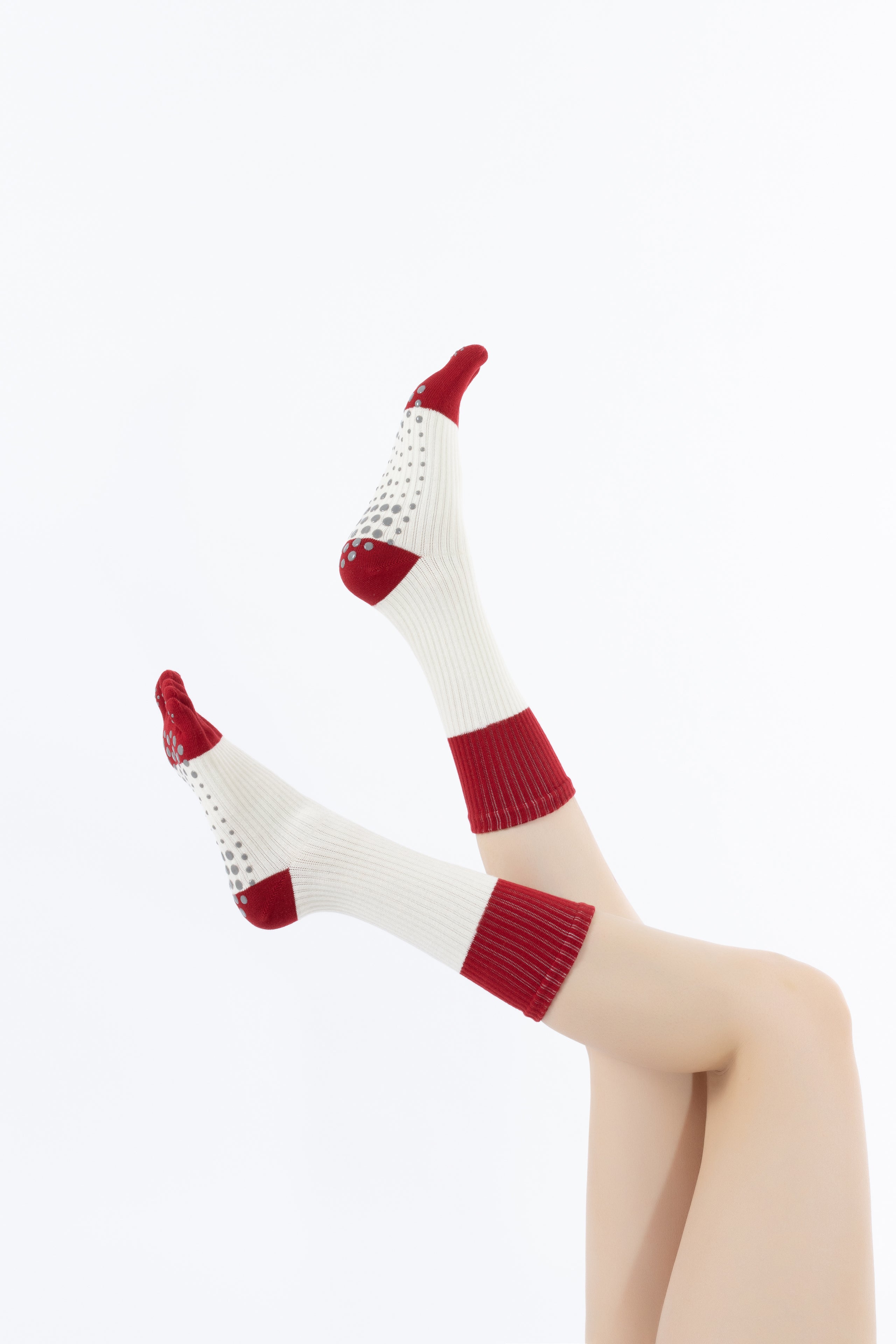 The Zenith Toe-separating Non-slip Yoga Socks
