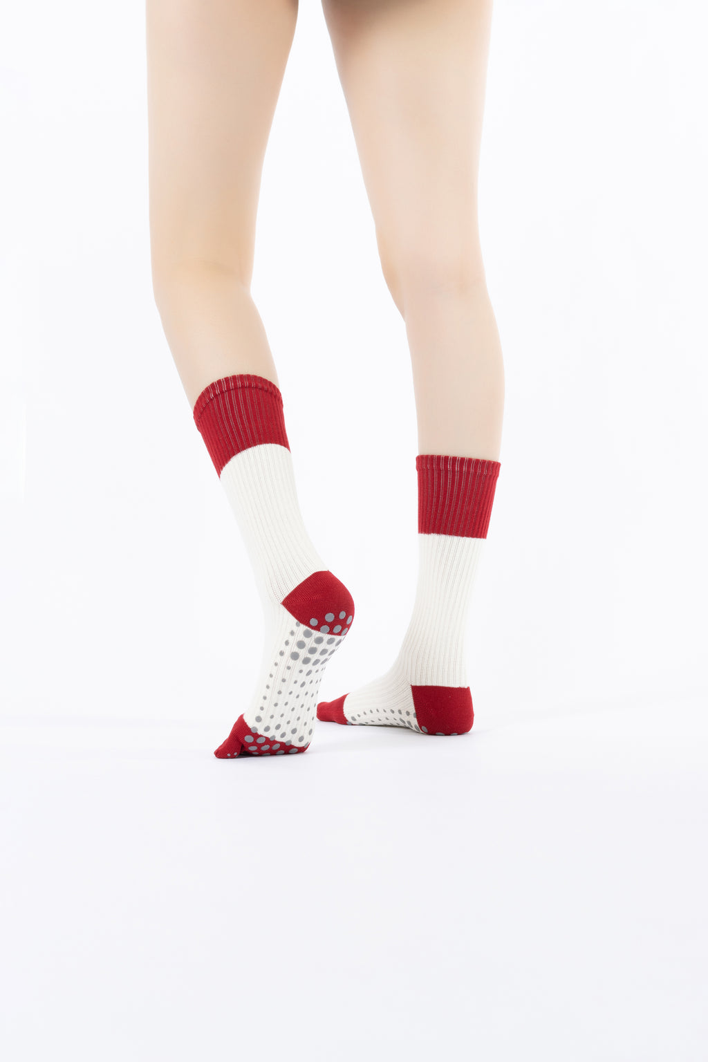 The Zenith Toe-separating Non-slip Yoga Socks