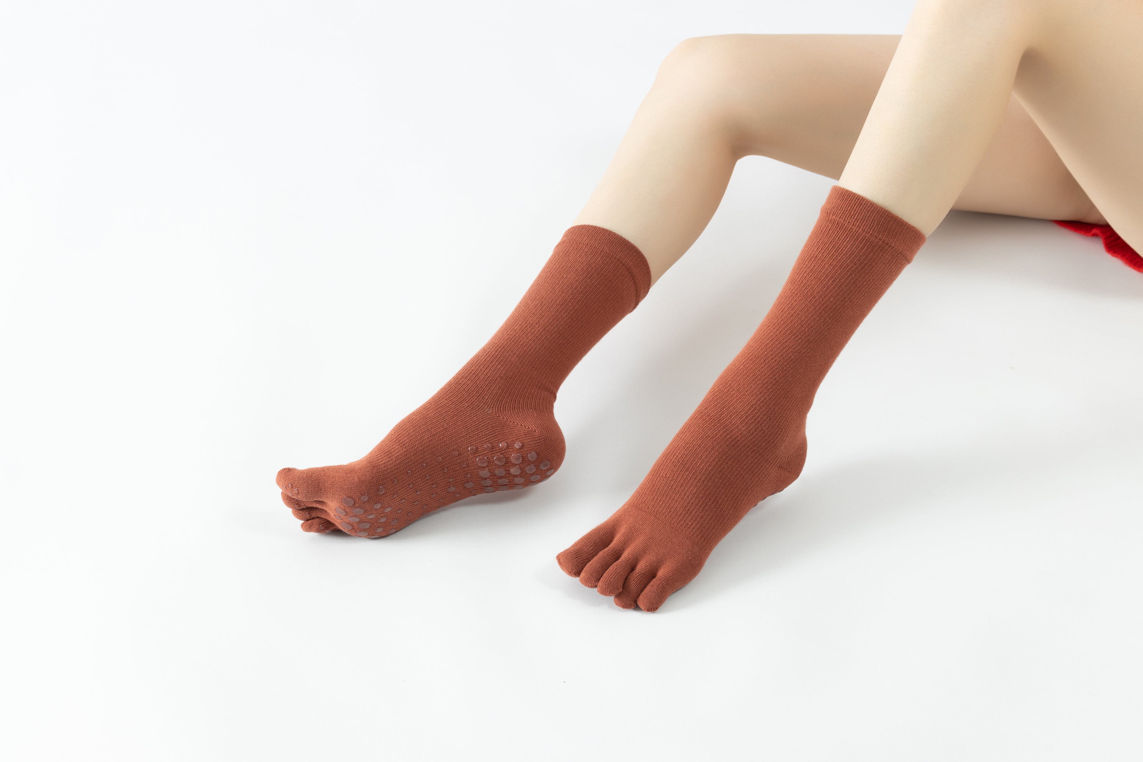 The Zenith Toe-separating Non-slip Yoga Socks