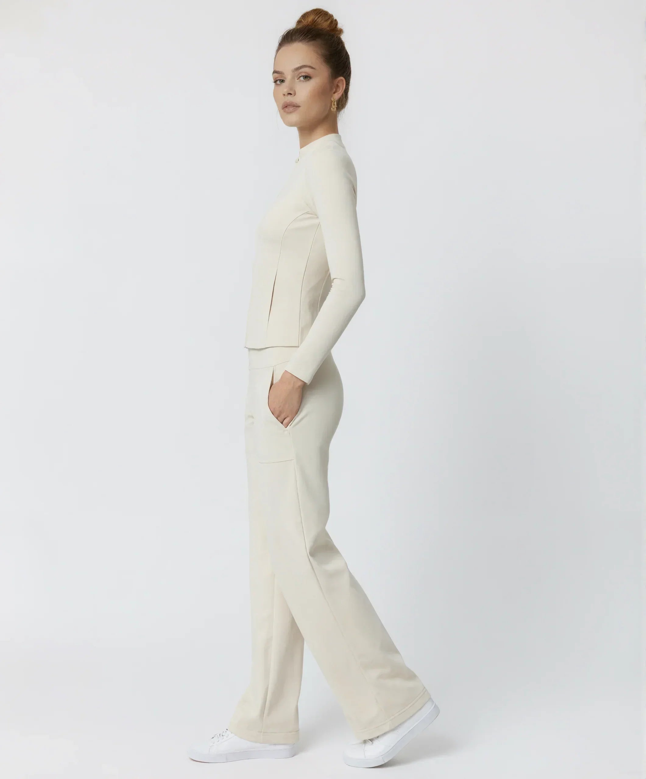FLOW FLOW Pants The Aura Breathable Loose-Fit Athleisure Pants