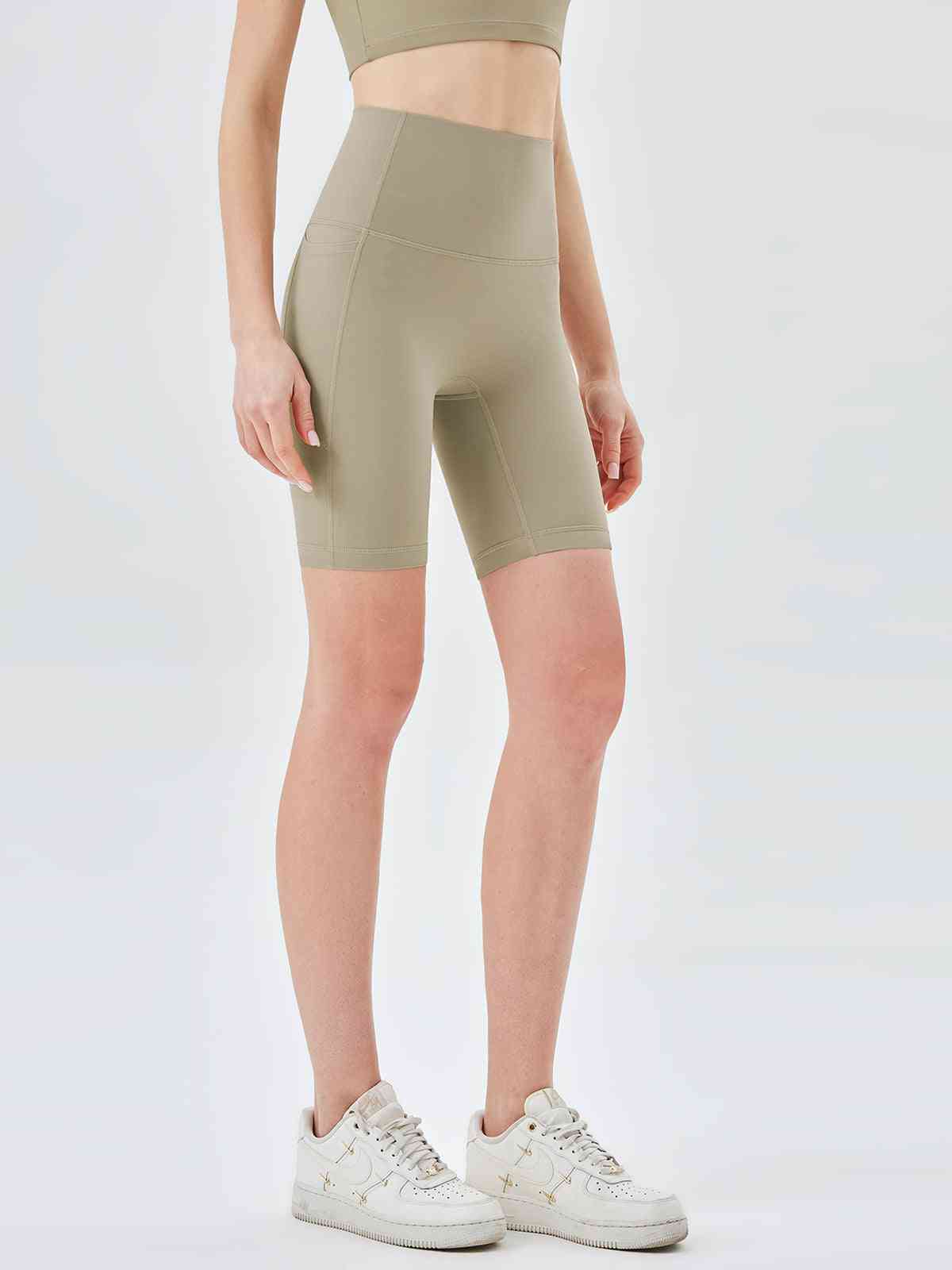 FLOW FLOW Shorts Flexible High-Waist Biker Shorts with Side Pocket