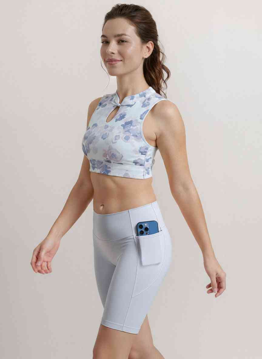 FLOW FLOW Shorts Flexible High-Waist Biker Shorts with Side Pocket