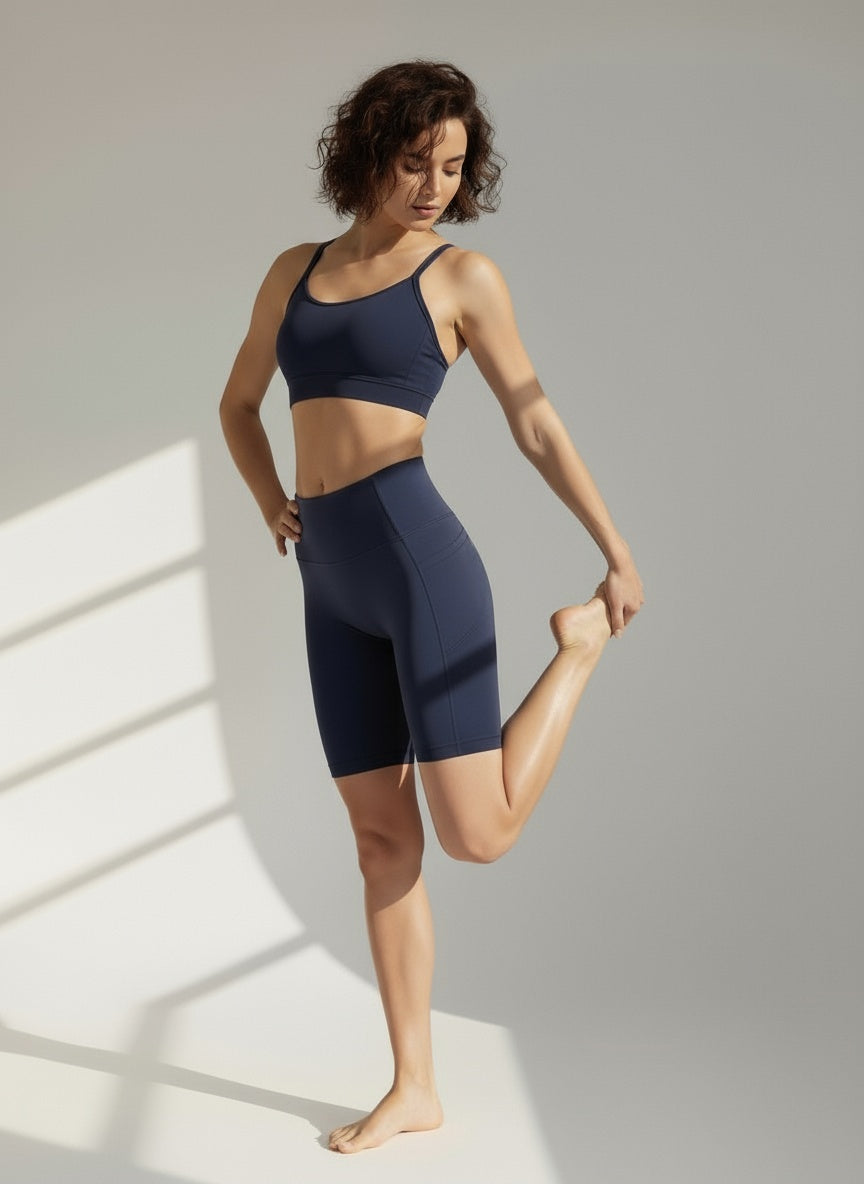 FLOW FLOW Shorts Flexible High-Waist Biker Shorts with Side Pocket