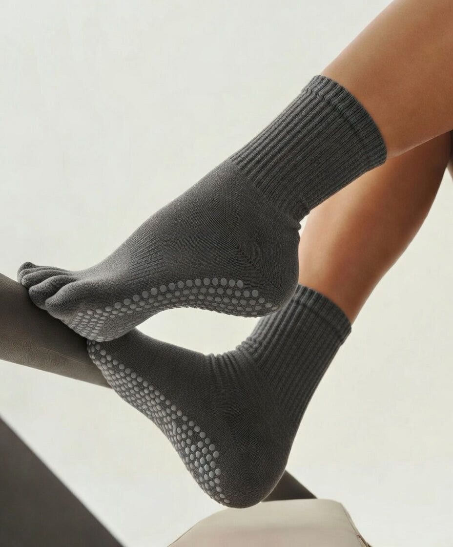 FLOW FLOW Socks Dark Gray The Zenith Toe-separating Non-slip Grip Yoga Socks