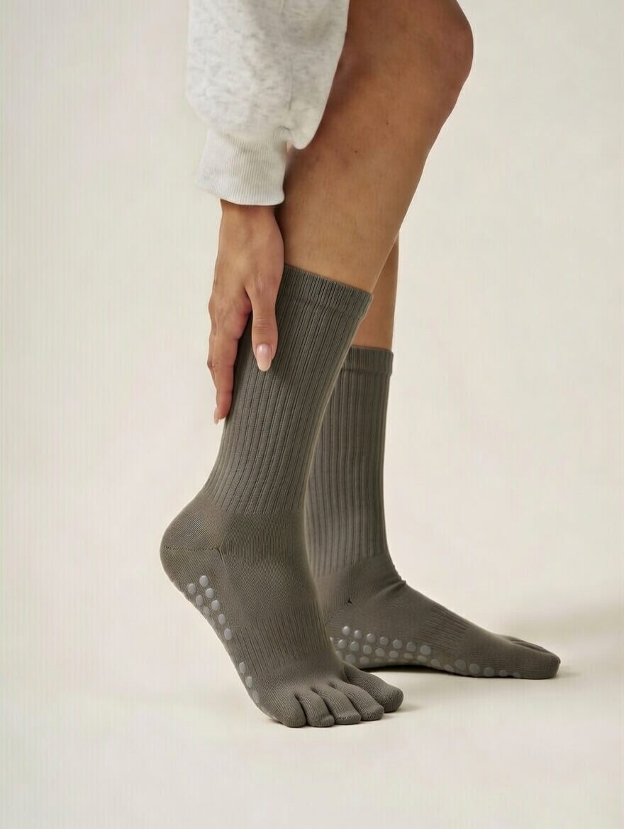 FLOW FLOW Socks Army Green The Zenith Toe-separating Non-slip Grip Yoga Socks