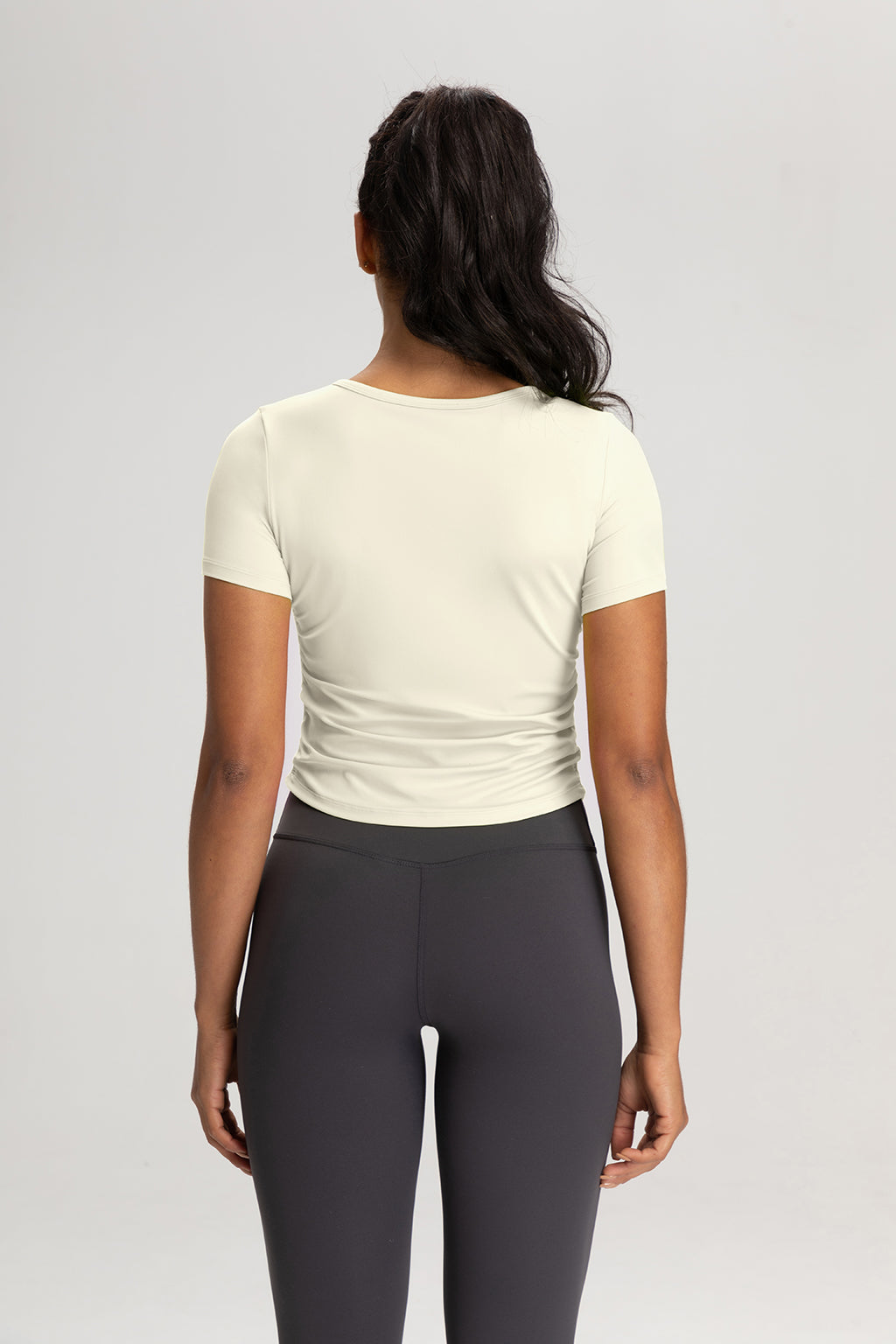 FLOW FLOW Top The Slim Fit V-Neck Athleisure Ruched T-Shirt with Built-in Pads