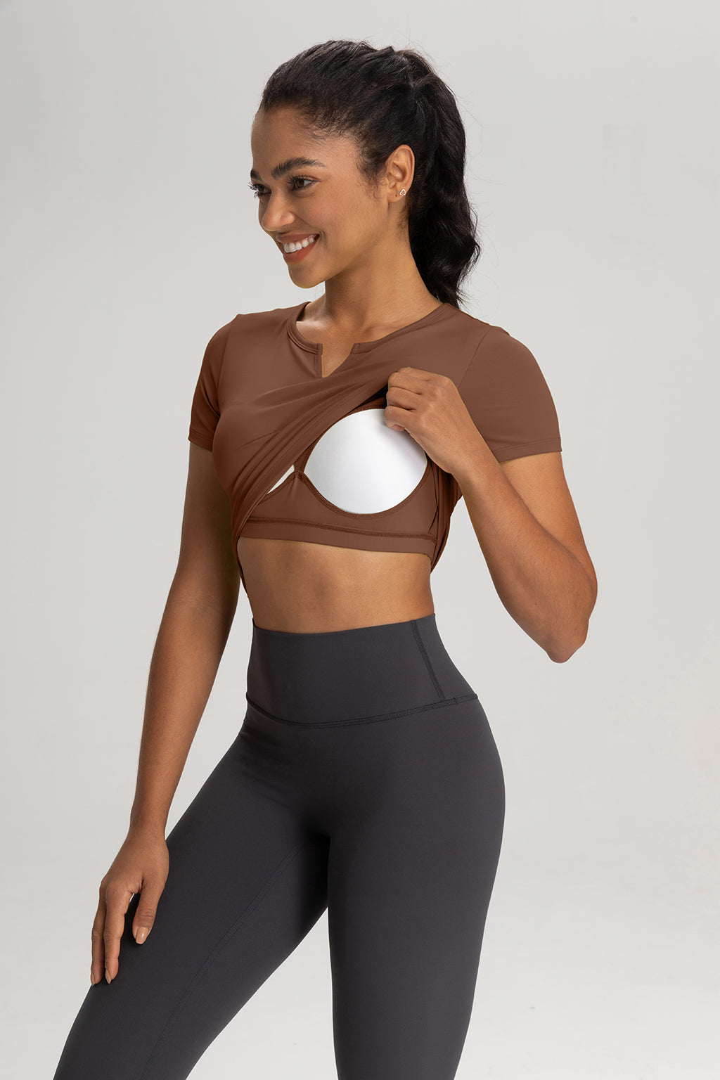 FLOW FLOW Top The Slim Fit V-Neck Athleisure Ruched T-Shirt with Built-in Pads