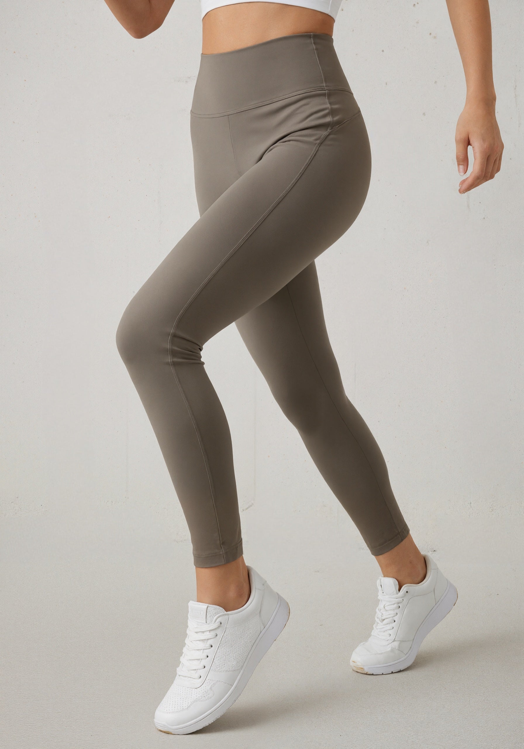 High-Waist Seamless Lycra Leggings for Yoga & Pilates