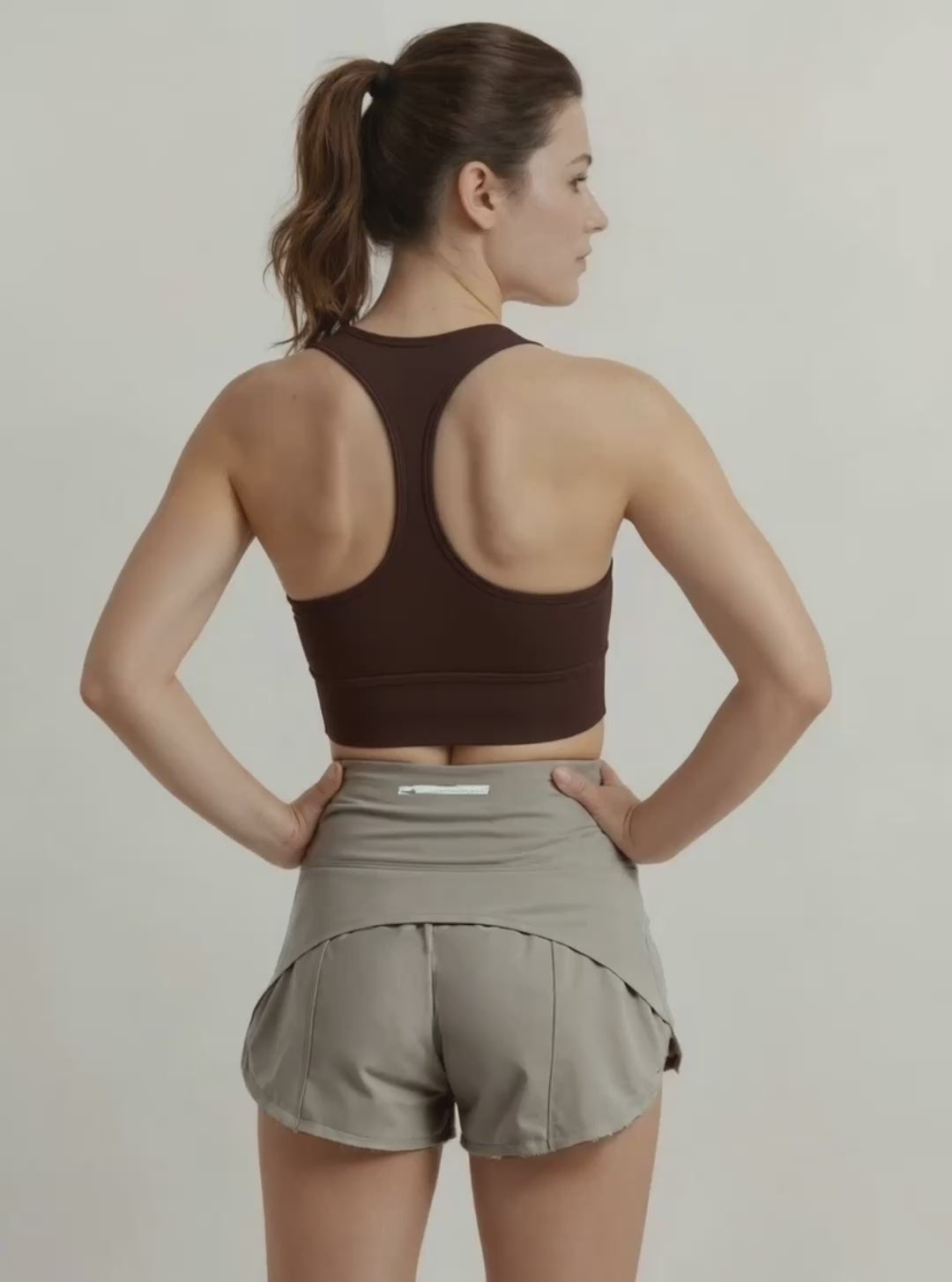 Effortless Lightweight Running Shorts with Zip Pocket